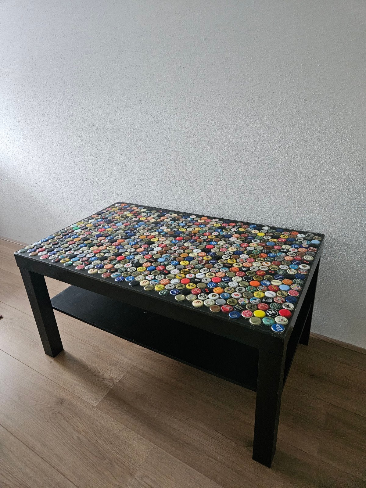 Unieke zelfgemaakte bierdoppentafel - Krasbestendig, Ophalen, Gebruikt, 50 tot 100 cm, 50 tot 100 cm