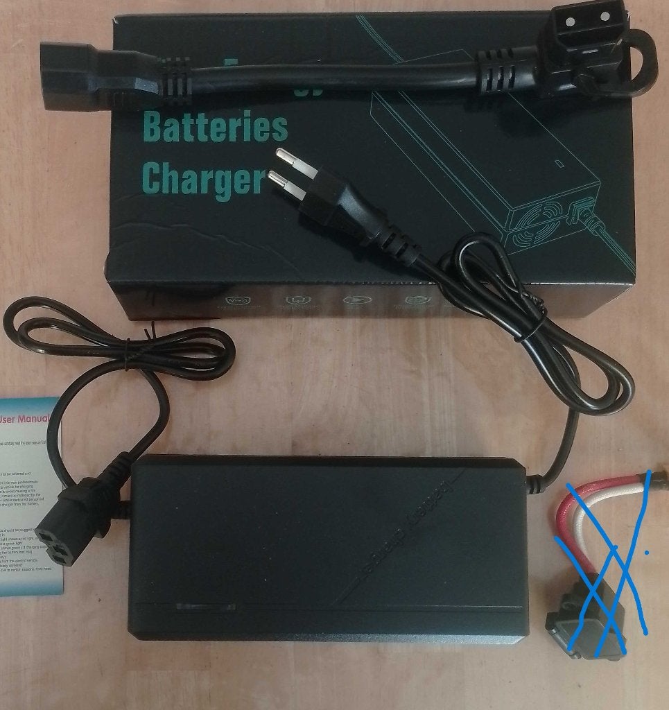 60V accu lader nieuw + 6+2 adapter ., Ophalen of Verzenden, Nieuw