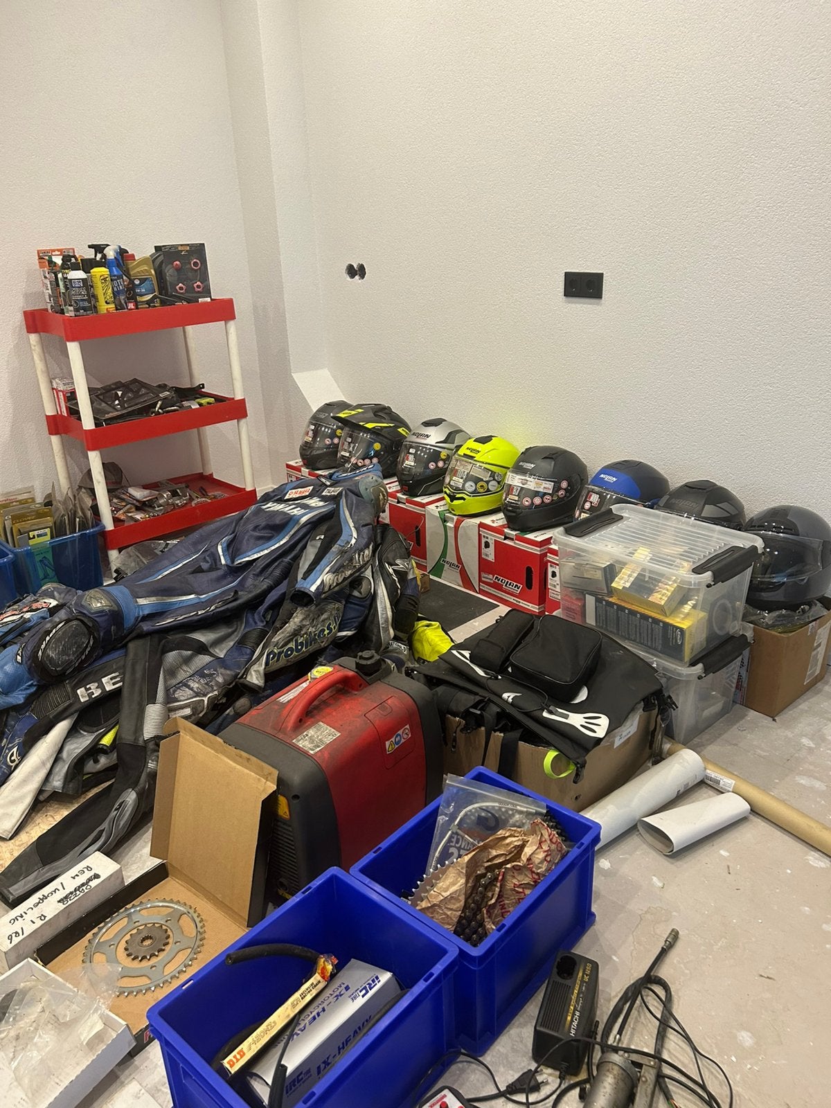 Partij moter accessoires/onderdelen/kleding, Motoren, Ophalen of Verzenden