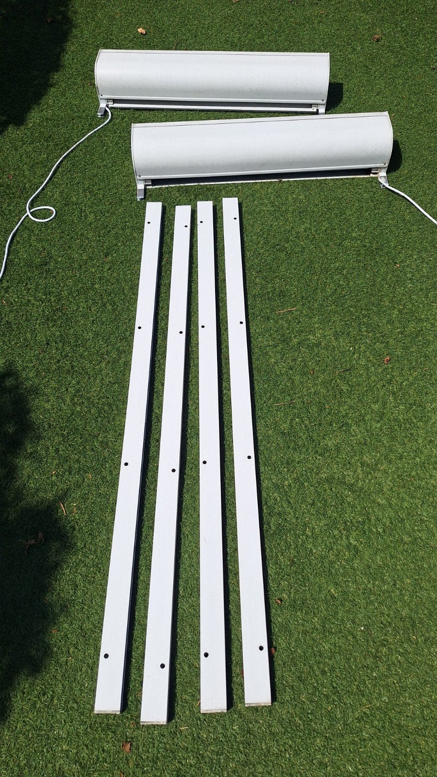 2x Elektrische rolluiken - 90 cm breed, Elektrisch, 150 tot 300 cm, Rolluik, Ophalen of Verzenden