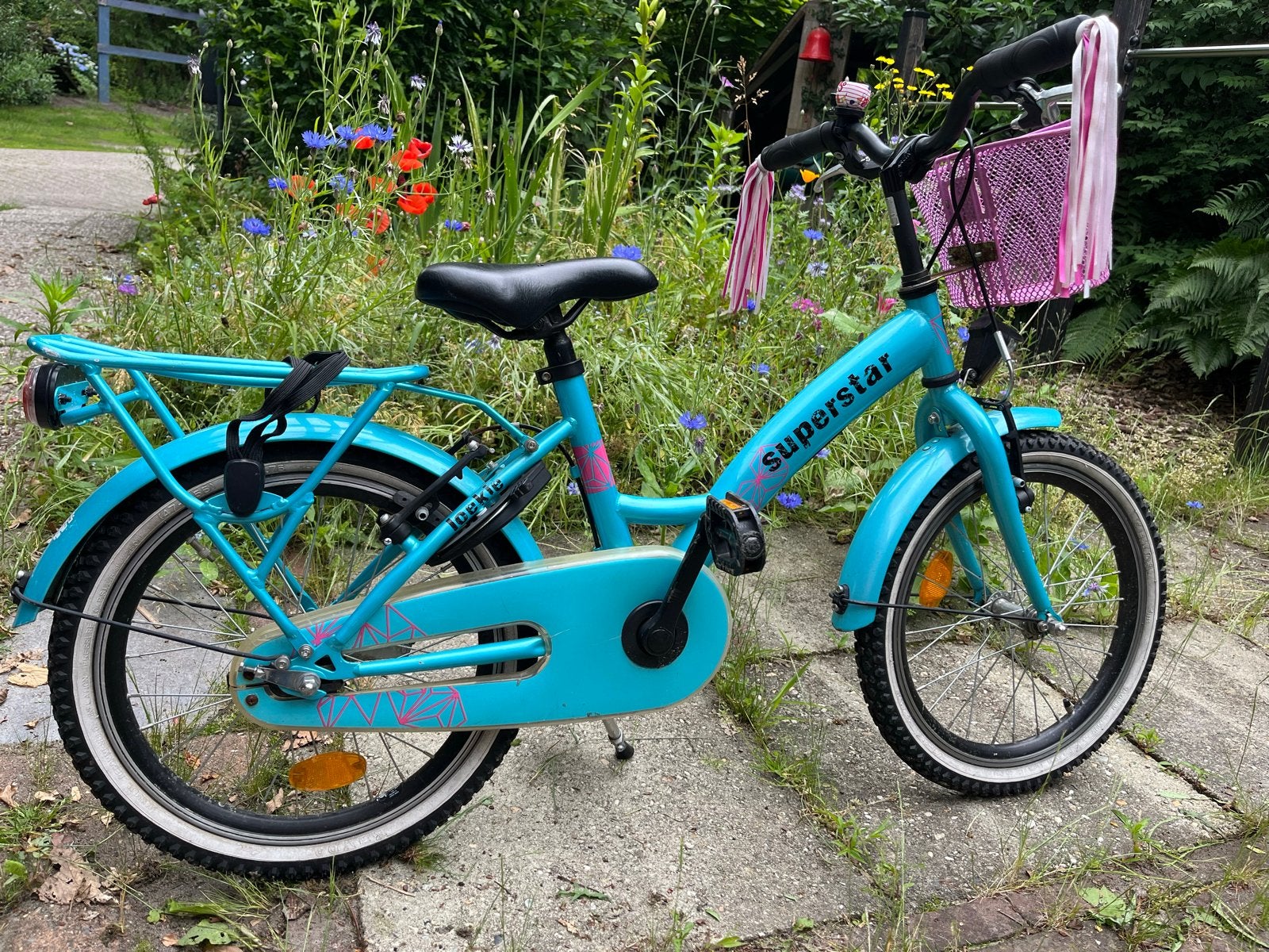 Superstar kinderfiets 18 inch - Blauw met roze accenten, Fietsen en Brommers, Fietsen | Kinderfietsjes, Ophalen, Gebruikt, Terugtraprem
