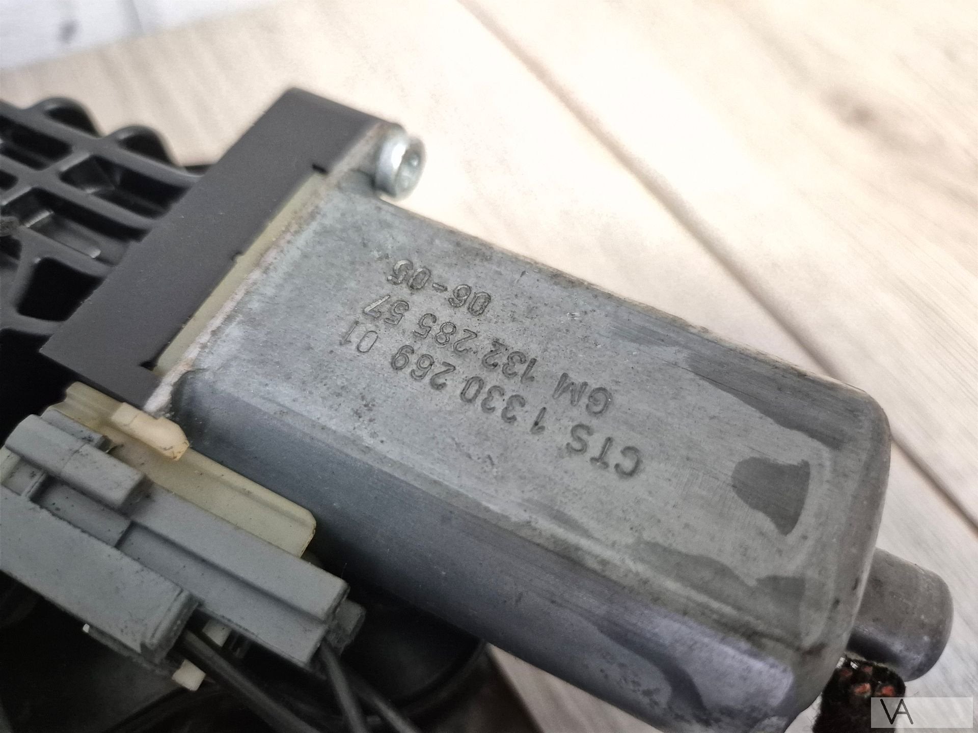 Afdekplaat zijflap motor achterklep Opel Astra H twintop, Gebruikt, -, Opel, Ophalen of Verzenden
