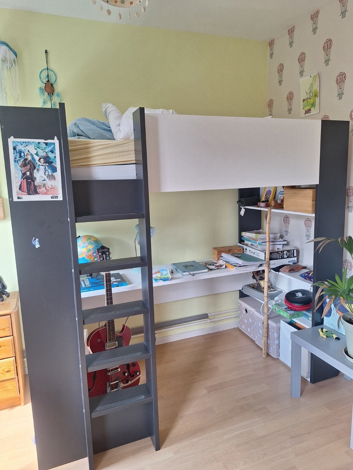 Te koop: hoogslaper met bureau, Kinderen en Baby's, Kinderkamer | Stapelbedden en Hoogslapers, Ophalen, Zo goed als nieuw, Hoogslaper
