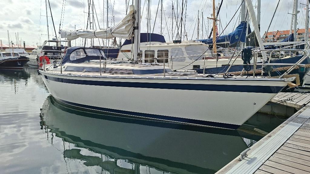 Friendship 35 Teakdek, Watersport en Boten, Kajuitzeilboten en Zeiljachten, Ophalen, Gebruikt, Diesel, 9 tot 12 meter