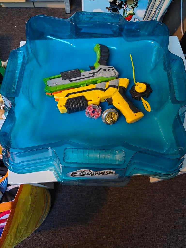 Beyblade Burst Stadion met Launchers en Beyblades, Ophalen of Verzenden, Gebruikt, Jongen of Meisje