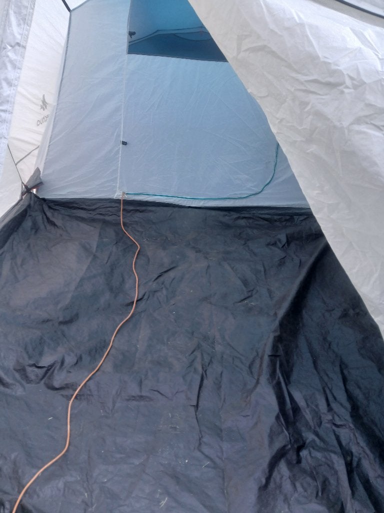 4 persoons tent + 2 veldbedden en slaapzakken, Ophalen, Gebruikt, Tot en met 4