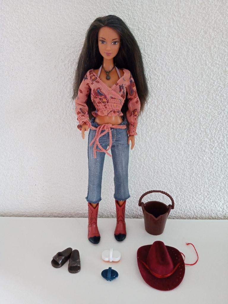 Barbie Cali Girl Western Horseback H3995 - LEA, Verzamelen, Poppen, Ophalen of Verzenden, Gebruikt, Pop