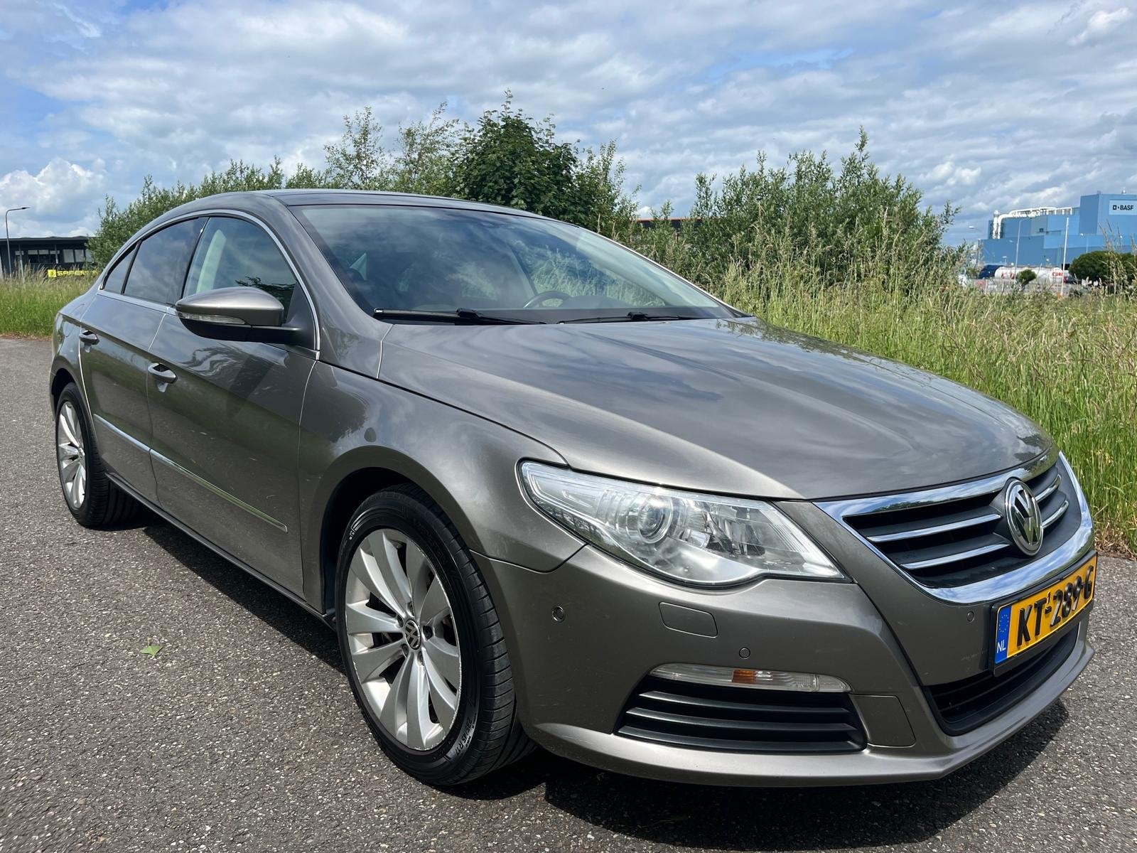 Volkswagen Passat CC 2.0 | Automaat | Clima | Cruise | Panod, Auto's, Euro 5, 4 cilinders, Bedrijf, 1600 kg