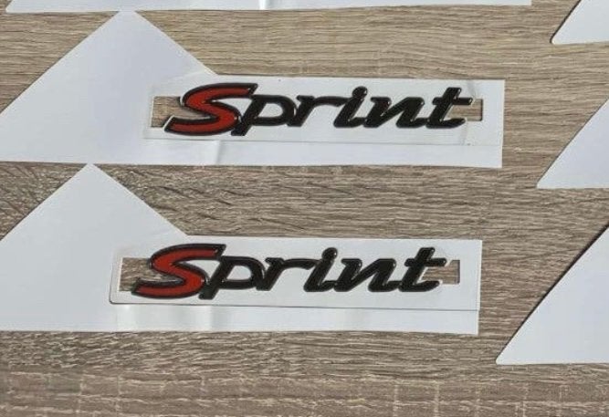 2x embleem vespa sprint, Ophalen of Verzenden, Jynkx, Info@jynkx.com, Piazza 99