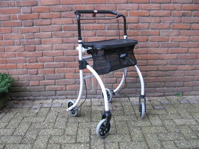 Drive binnenhuis rollator, Ophalen, Opvouwbaar, Zo goed als nieuw