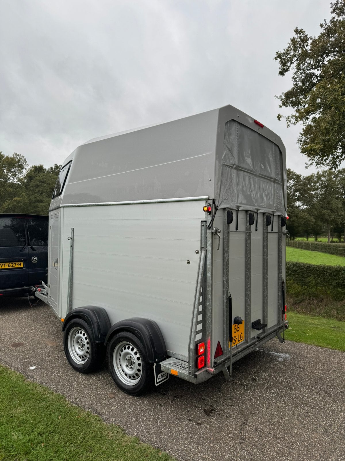 Nieuwstaat! Atec Thensa XL luxe uitvoering! Vol Aluminium, Ophalen, Zo goed als nieuw, Aluminium, 2-paards trailer