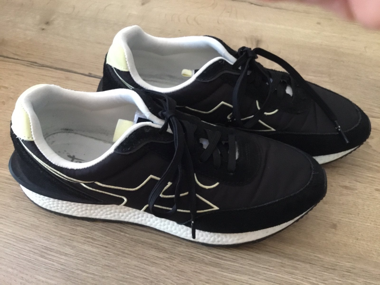 Sneakers, Kleding | Dames, Schoenen, Ophalen of Verzenden, Zo goed als nieuw, Sneakers of Gympen
