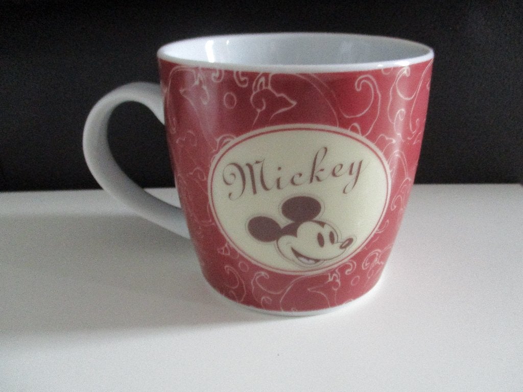 Mickey Mouse Disney mok - Rood met sierlijke patronen, Ophalen of Verzenden, Mickey Mouse, Zo goed als nieuw, Servies