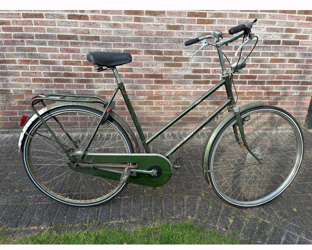 Dames fiets oudje maar werkt,  bv stationsfiets €30, Ophalen, Gebruikt, Overige merken