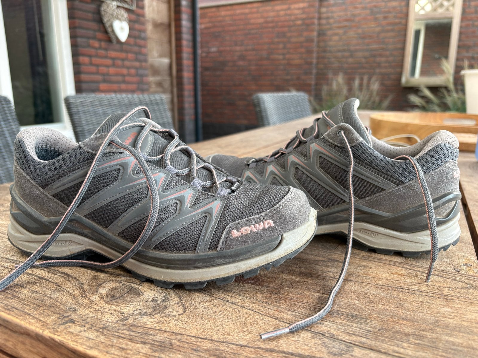 Lowa Innox Pro wandelschoen mt 39,5 dames- Zo goed als nieuw, Ophalen of Verzenden, Zo goed als nieuw, Schoenen