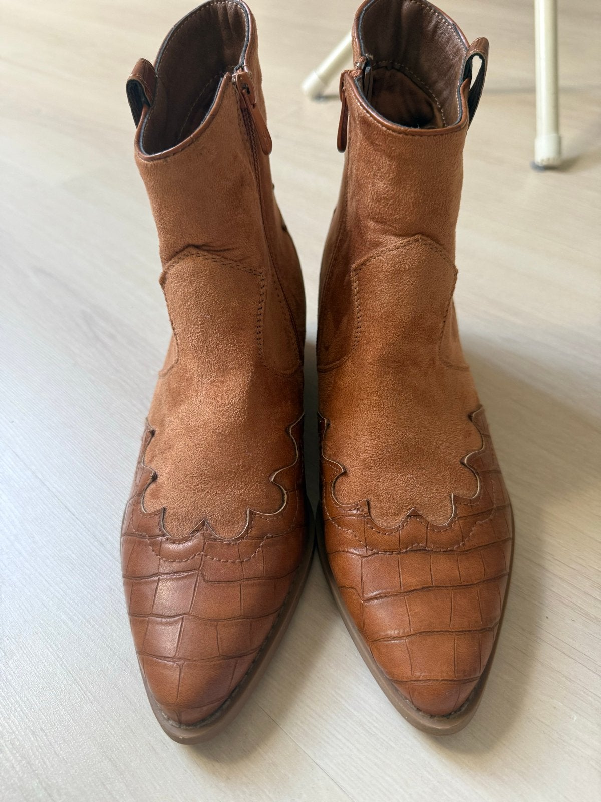 Bruine cowboylaarzen met krokodillenprint, maat 38, Ophalen of Verzenden, Zo goed als nieuw, Bruin, Lage of Enkellaarzen