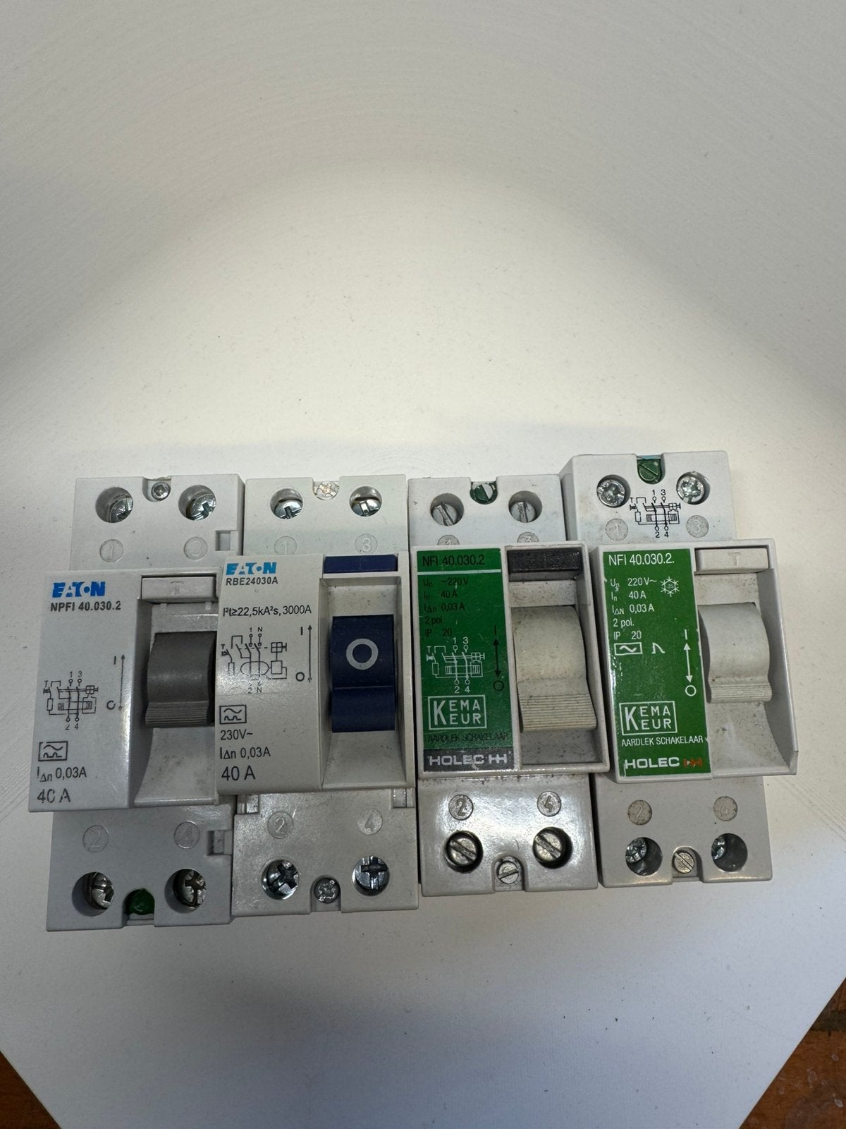 Eaton & Holec aardlekschakelaars 40A 30mA – €12,50 p/stuk, Ophalen of Verzenden, Gebruikt