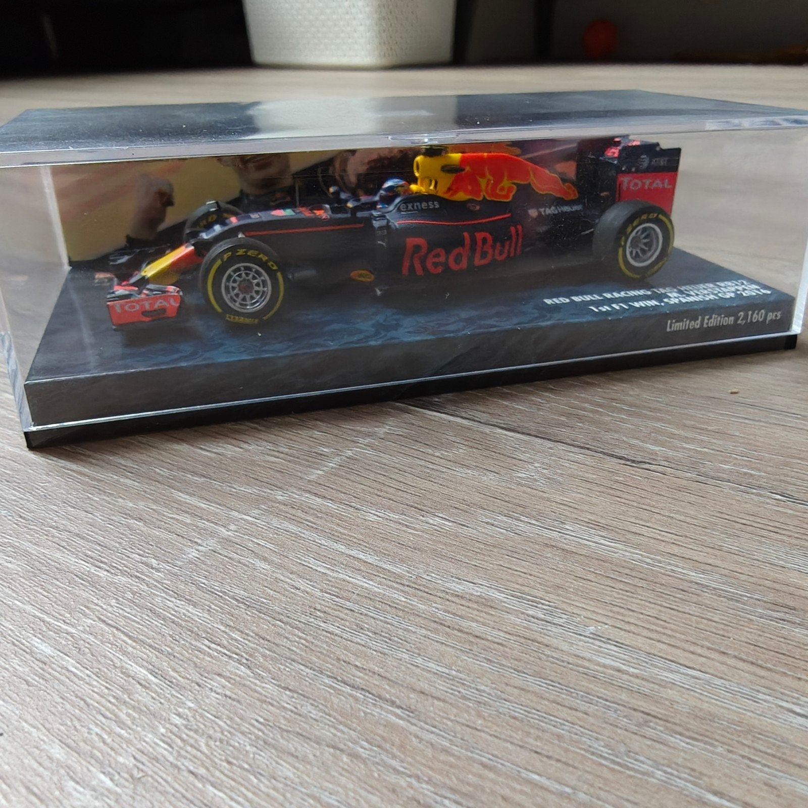 Max Verstappen 1st Win Spanish GP - Limited Edition, Ophalen, Zo goed als nieuw, Auto, MiniChamps