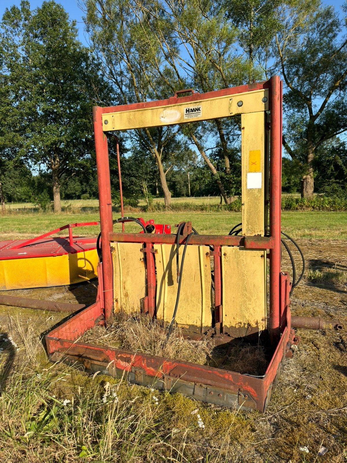 Vicon kuilvoersnijmachine, Ophalen
