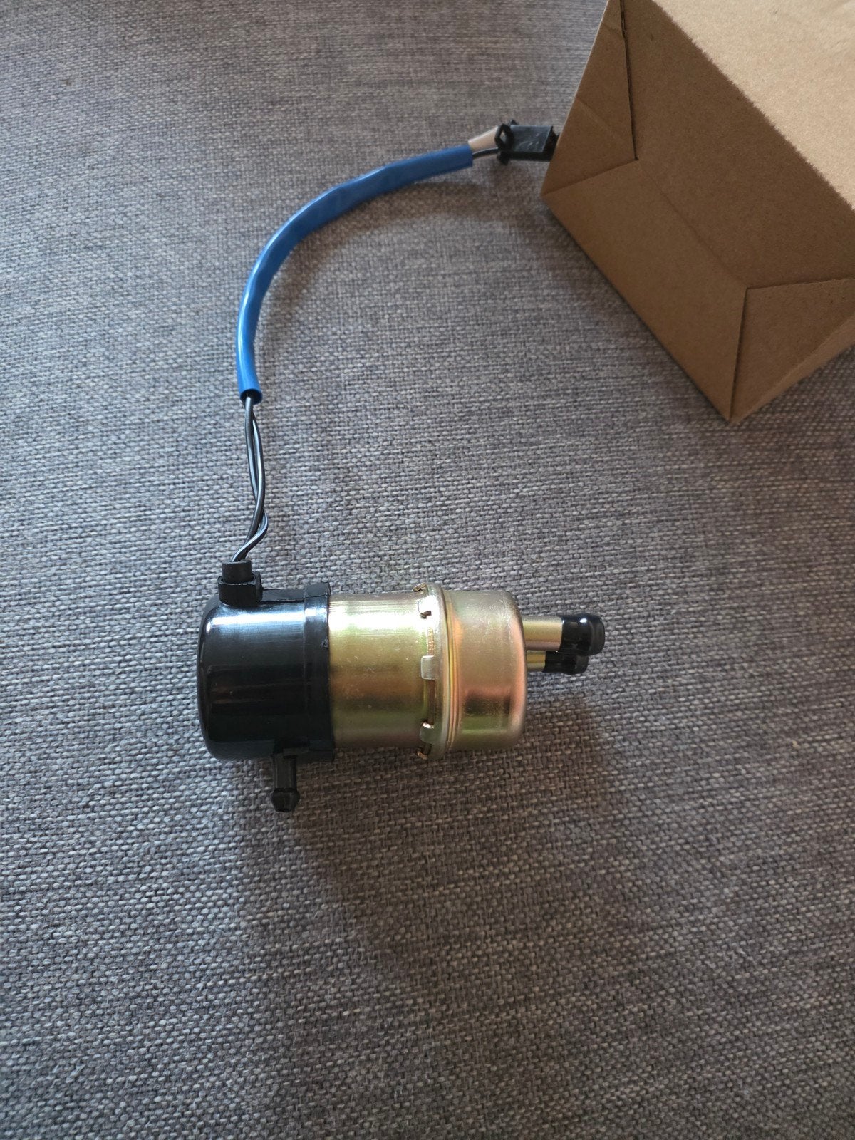 Nieuwe benzine pomp yamaha r1  van 2000, Motoren, Ophalen
