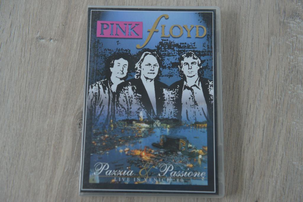PINK FLOYD = PAZZIA & PASSIONE LIVE IN VENICE 1989, Alle leeftijden, Verzenden, Zo goed als nieuw