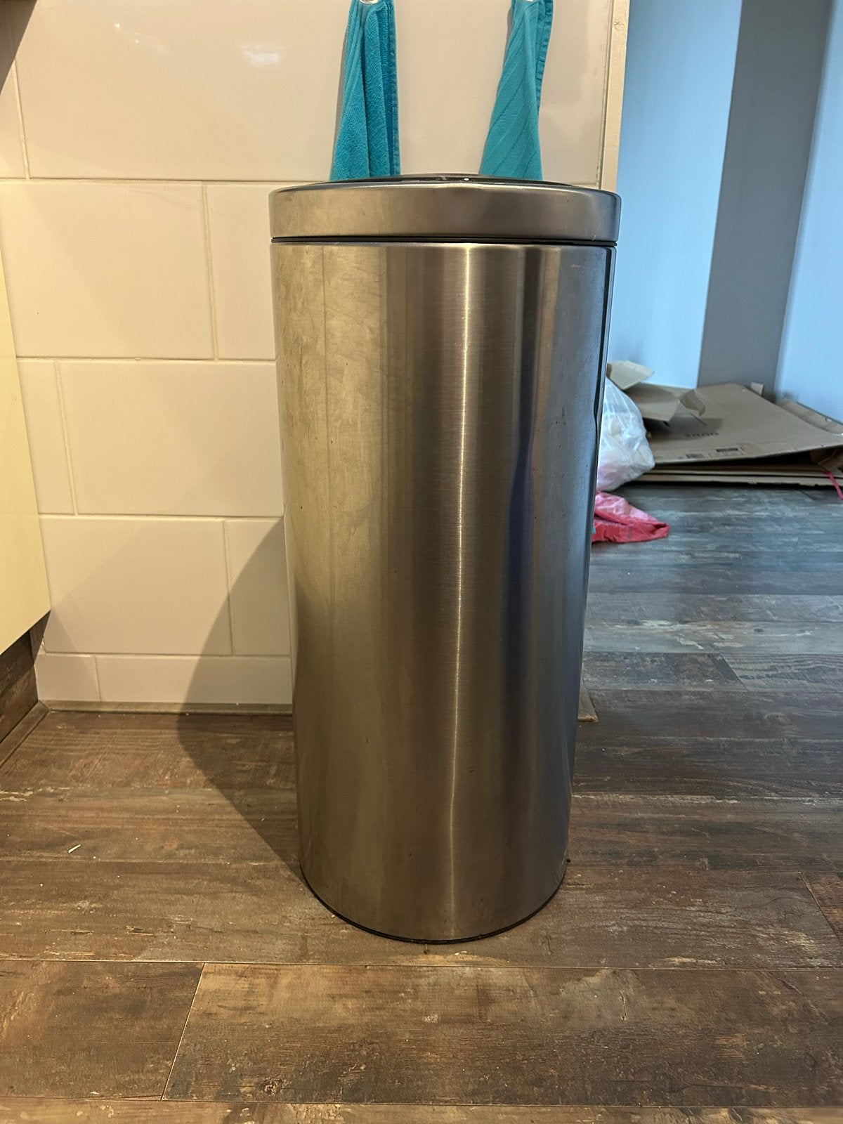 Brabantia Bo Touch Bin - RVS Prullenbak 30L, Huis en Inrichting, Woonaccessoires | Prullenbakken, Ophalen, Gebruikt, Rvs, 75 cm of meer