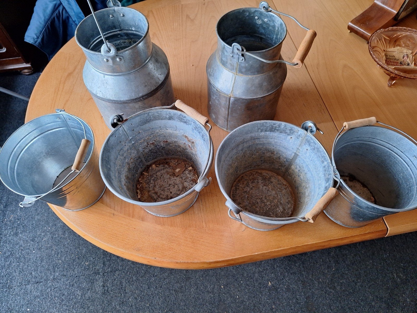 Set van 6 Vintage Zinken Emmer en Melkbussen, Antiek en Kunst, Ophalen