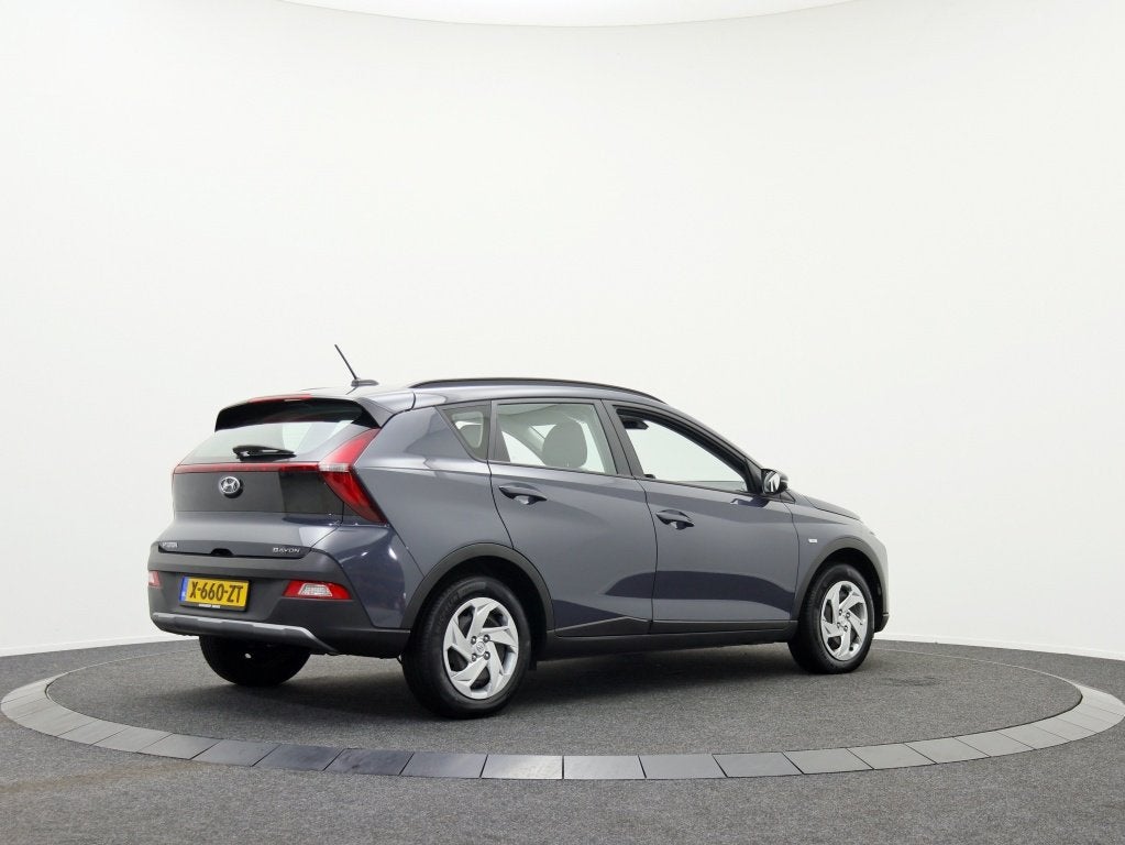 Hyundai Bayon 1.0 T-GDI i-Motion | Private lease 389 pm, Auto's, Voorwielaandrijving, Gebruikt, Origineel Nederlands, Bedrijf