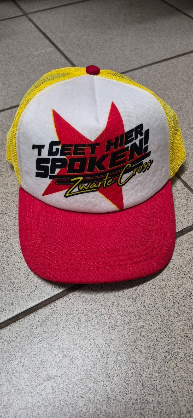 zwarte cross pet 2026, Ophalen of Verzenden, Zo goed als nieuw, One size fits all