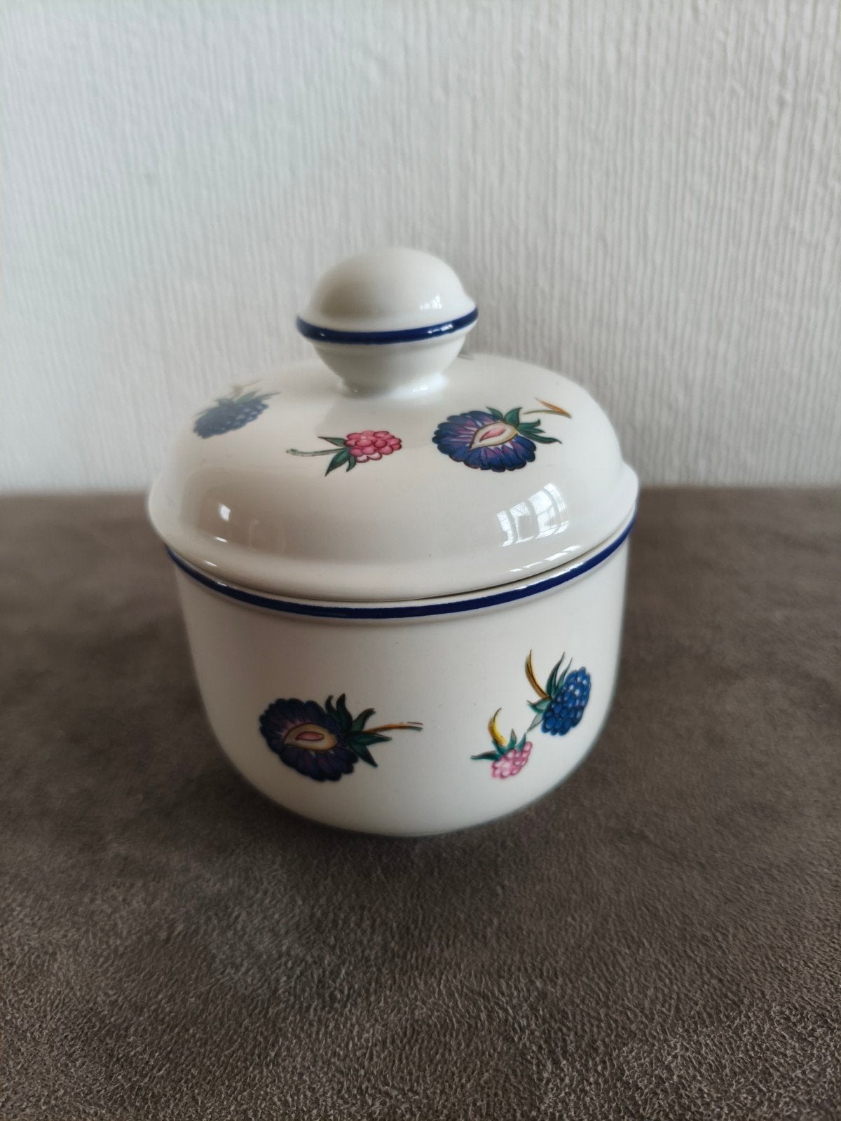 Malaga Blackberries Villeroy en Boch confiture pot, Overige typen, Ophalen of Verzenden, Zo goed als nieuw, Overige stijlen