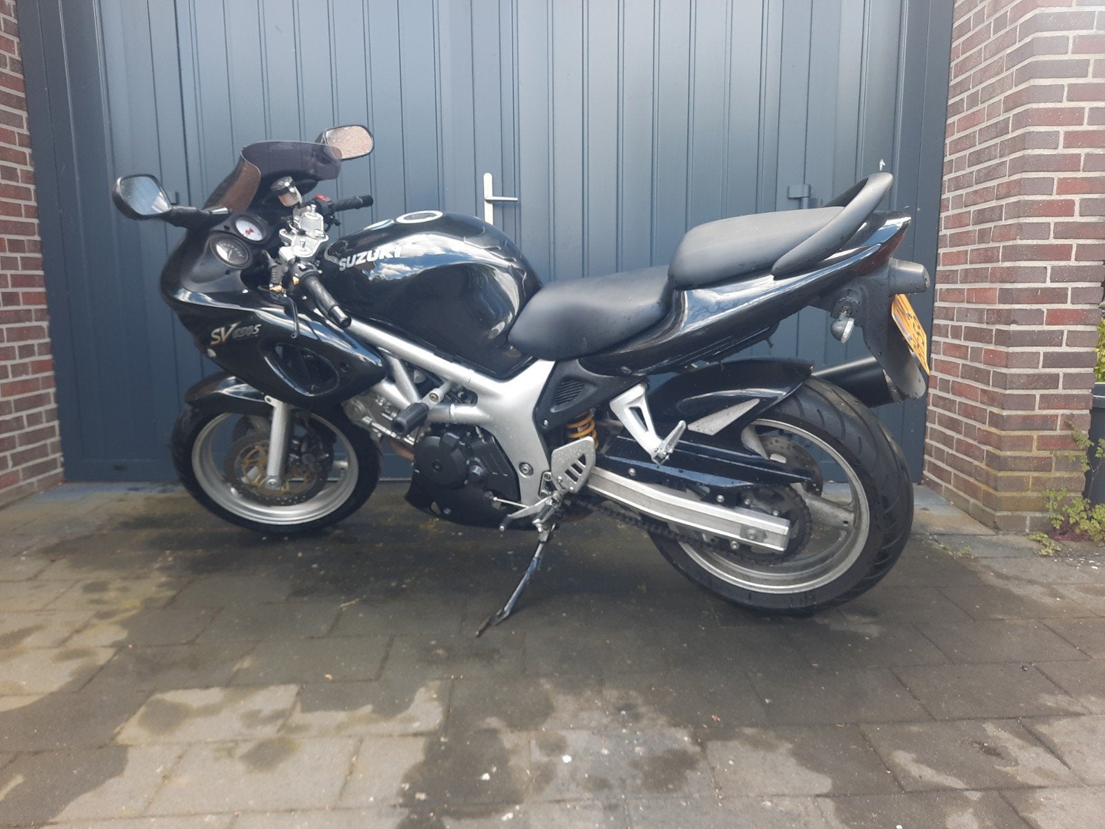Suzuki SV650S - Sportieve en betrouwbare motor, Motoren, Motoren | Suzuki, 2 cilinders, Sportuitlaat, Motorrijbewijs A, Gebruikt