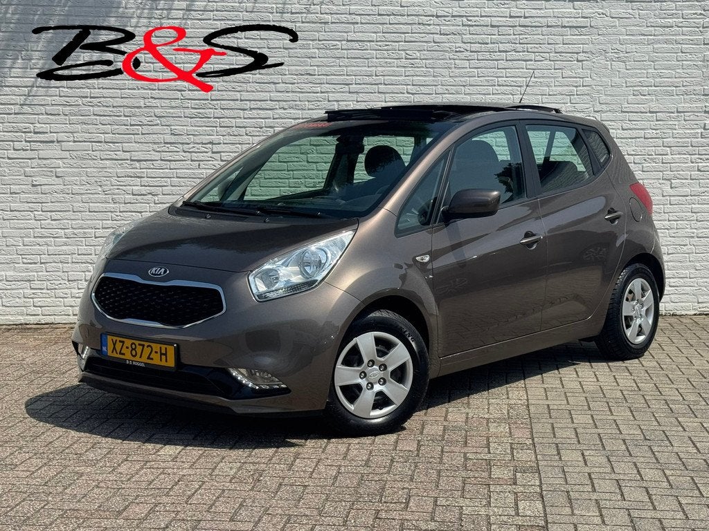 Kia Venga 1.6 CVVT DynamicLine Automaat Camera Panoramadak N, Euro 5, 1591 cc, 4 cilinders, Bruin