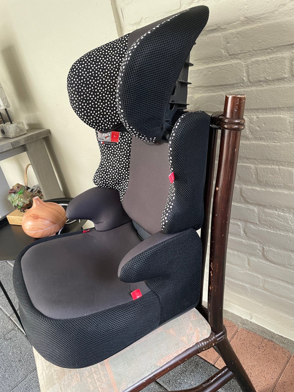 Kinderzitje voor in auto, Kinderen en Baby's, Autogordel, Verstelbare rugleuning, Zo goed als nieuw, 9 t/m 36 kg