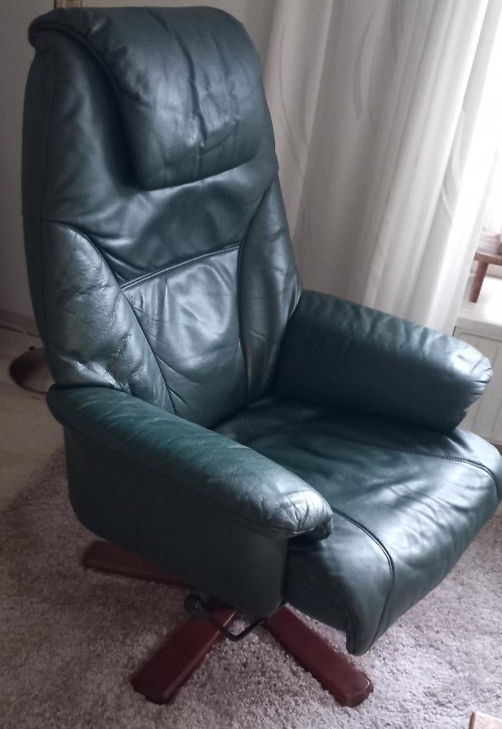 Relaxfauteuil groen leer met voetenbank., Ophalen, Gebruikt, 50 tot 75 cm, Leer