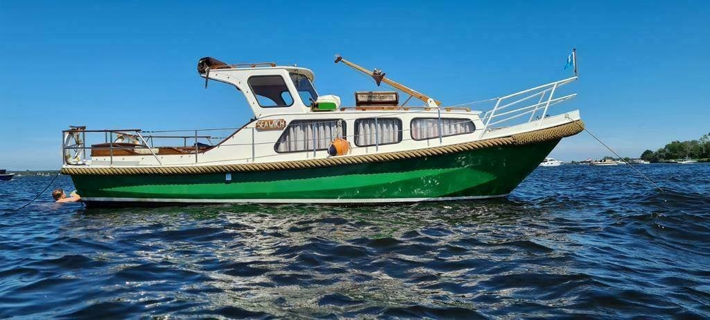 Bruijsvlet 780 (1973), Watersport en Boten, Overige merken, Zwemplateau/-trap, Gebruikt, Diesel