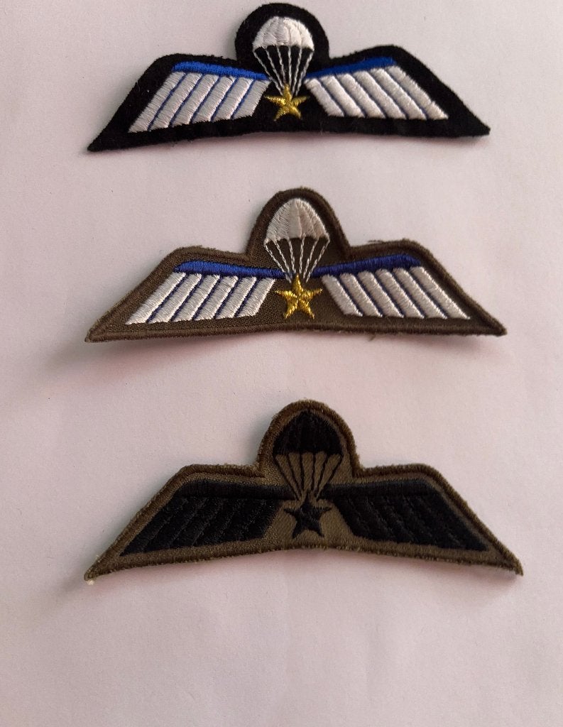 Set 3 Parawings A --> GVT -TRUI & DT, Verzenden, Landmacht, Nederland, Kleding of Schoenen