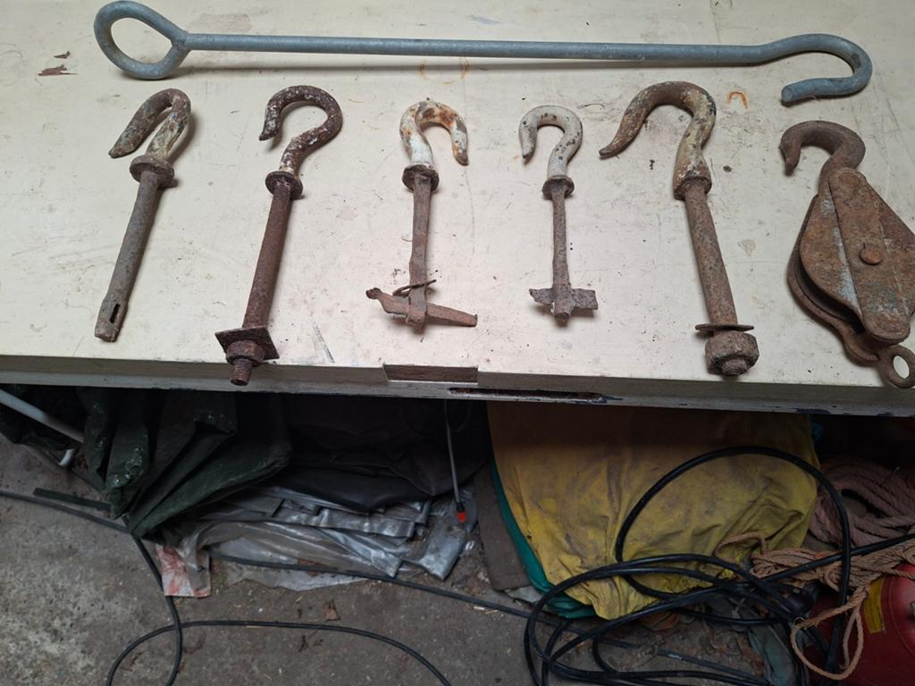 Hijshaak stuk of te kort zie hier 1 prijs, Huis en Inrichting, Woonaccessoires | Kapstokken, Ophalen of Verzenden, Wandkapstok