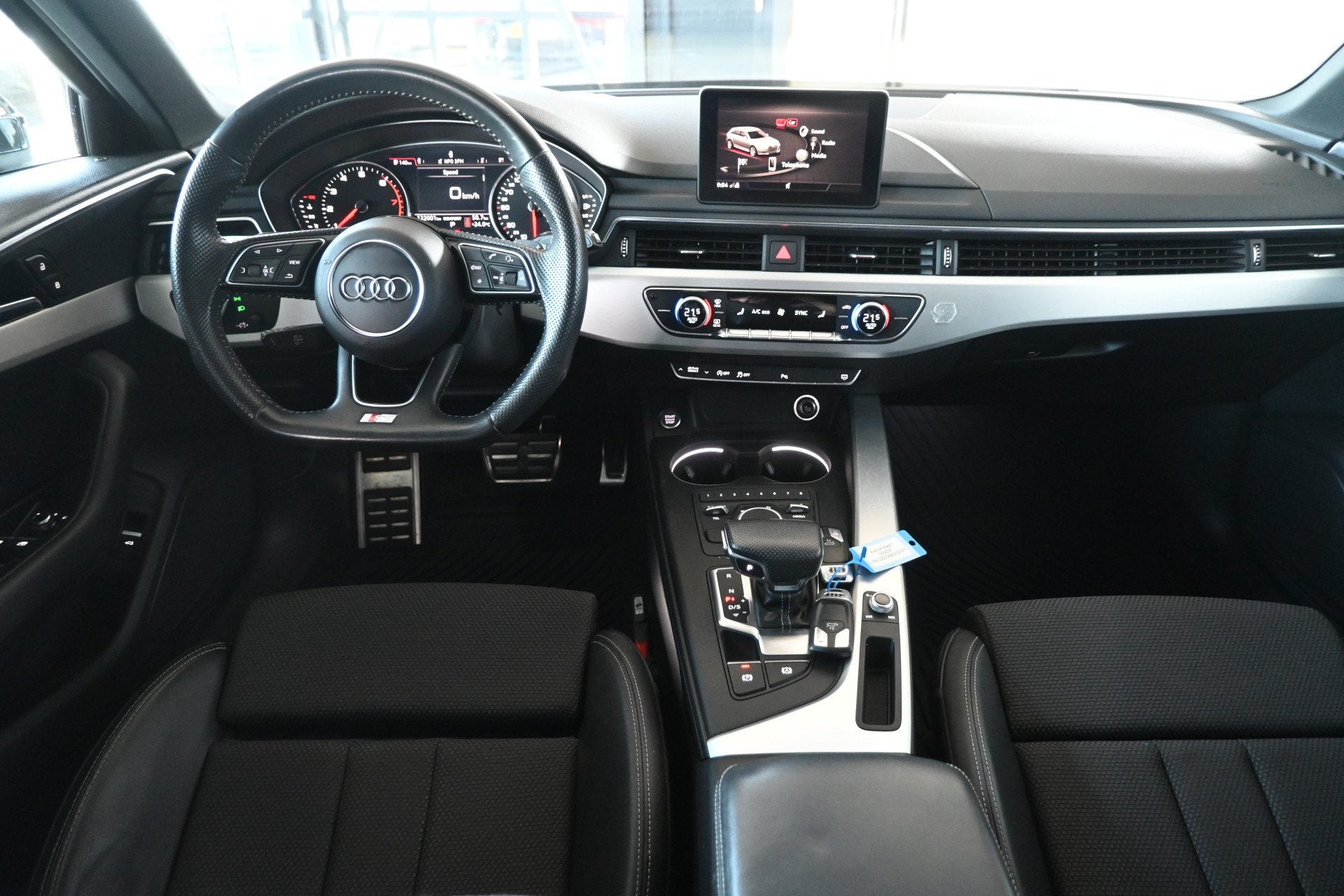 Audi A4 Avant 35 TFSI Sport S line edition Automaat Clima Na, Auto's, Audi, Gebruikt, 4 cilinders, Origineel Nederlands, Lichtsensor