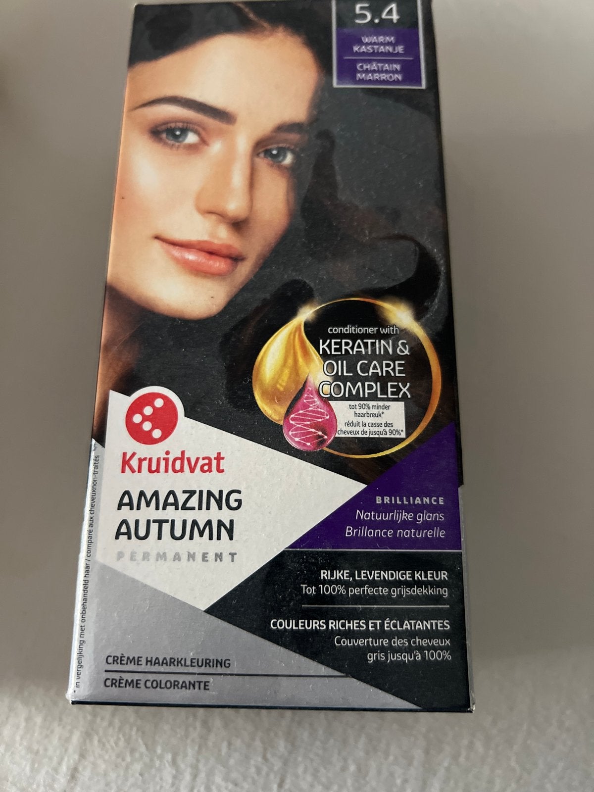 Kruidvat Amazing Autumn Crème Haarkleuring 5.4 Warm Kastanje, Ophalen of Verzenden, Nieuw, Overige typen