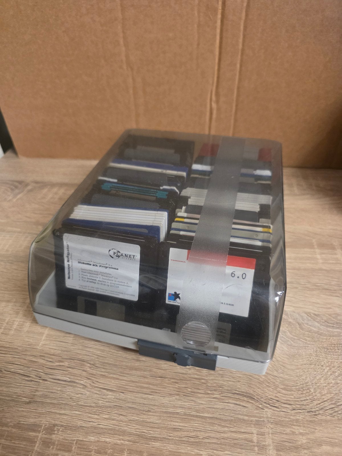 Grote collectie 3.5 inch diskettes software drivers doos 3, Ophalen of Verzenden, Zo goed als nieuw