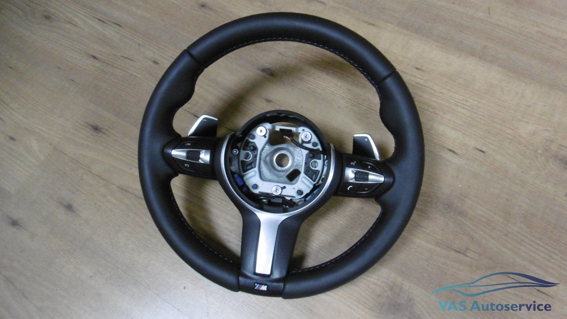 Nieuwstaat sportstuur  M -pakket BMW 5-serie  vanaf  07/2013, Auto-onderdelen, Besturing, Gebruikt, -, Ophalen of Verzenden, -