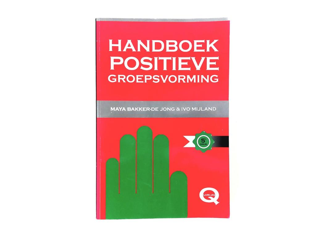 Maya Bakker - De Jong - Handboek Positieve Groepsvorming, Boeken, Ophalen of Verzenden, Zo goed als nieuw, Maya Bakker - De Jong & Ivo Mijland