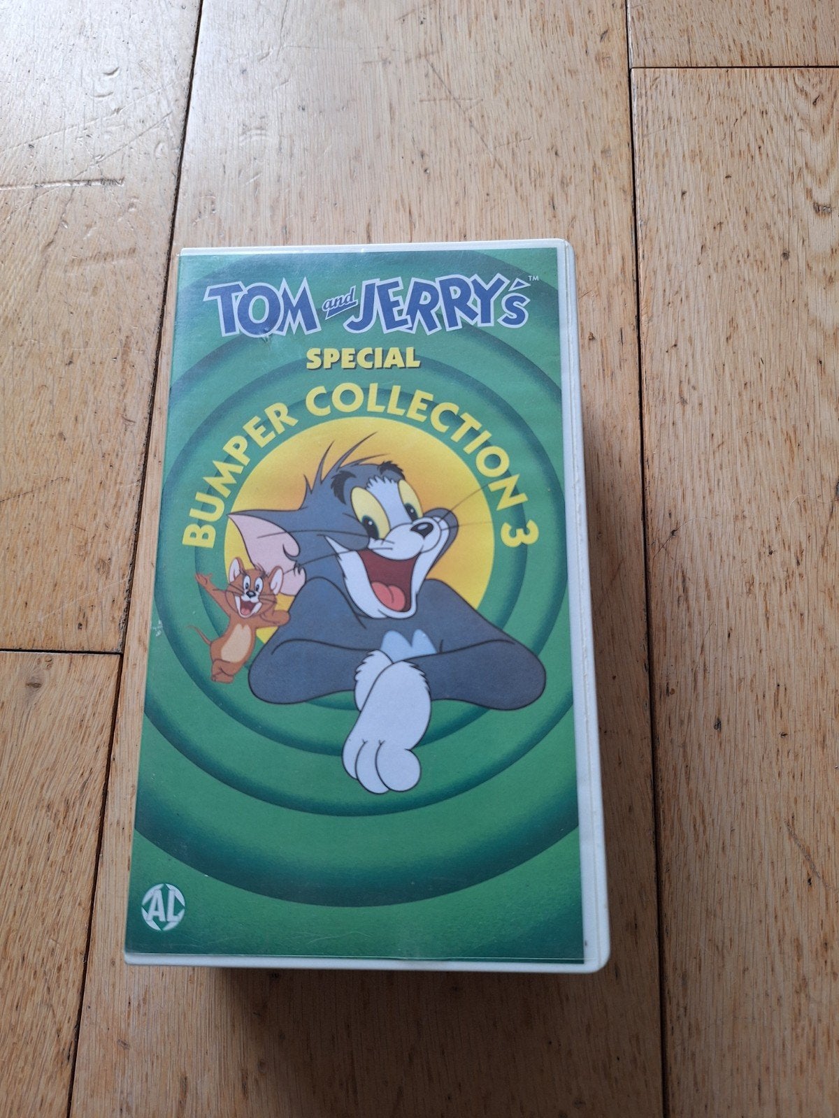 Tom and Jerry's Special Bumper Collection 3 VHS, Ophalen