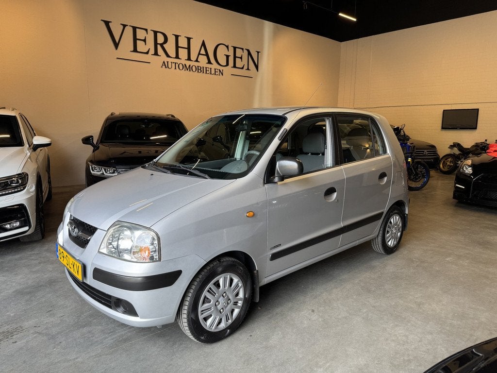Hyundai Atos 1.1i Active Cool Airco 2e eigenaar NIEUWE APK 7, Auto's, Hyundai, Voorwielaandrijving, Stof, 31 €/maand, 4 cilinders