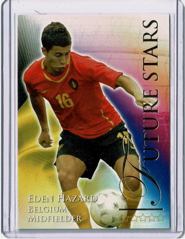 2010-11 Futera Future Stars Eden Hazard #717 RC Goud Folie, Ophalen of Verzenden, Zo goed als nieuw, Buitenlandse clubs, Spelerskaart