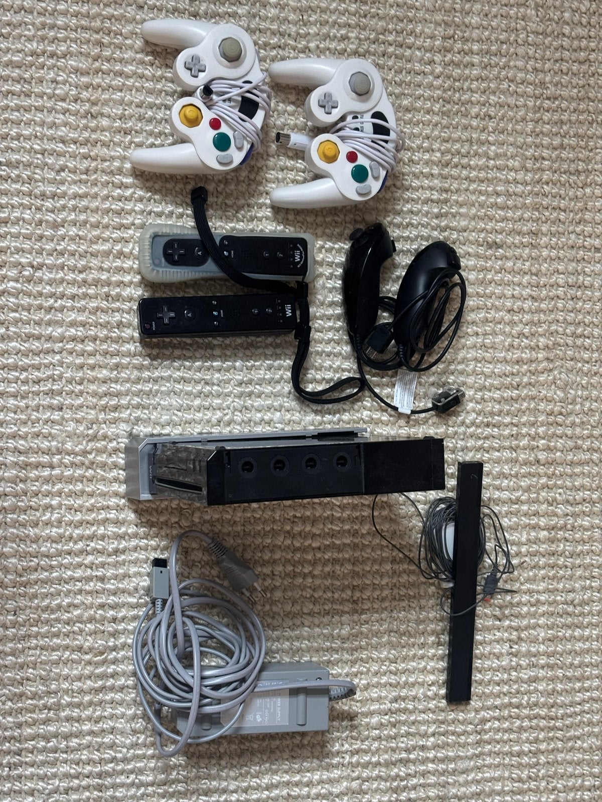 Nintendo Wii met controllers en 5 games, Verzenden, Gebruikt, Met 3 controllers of meer, Met games