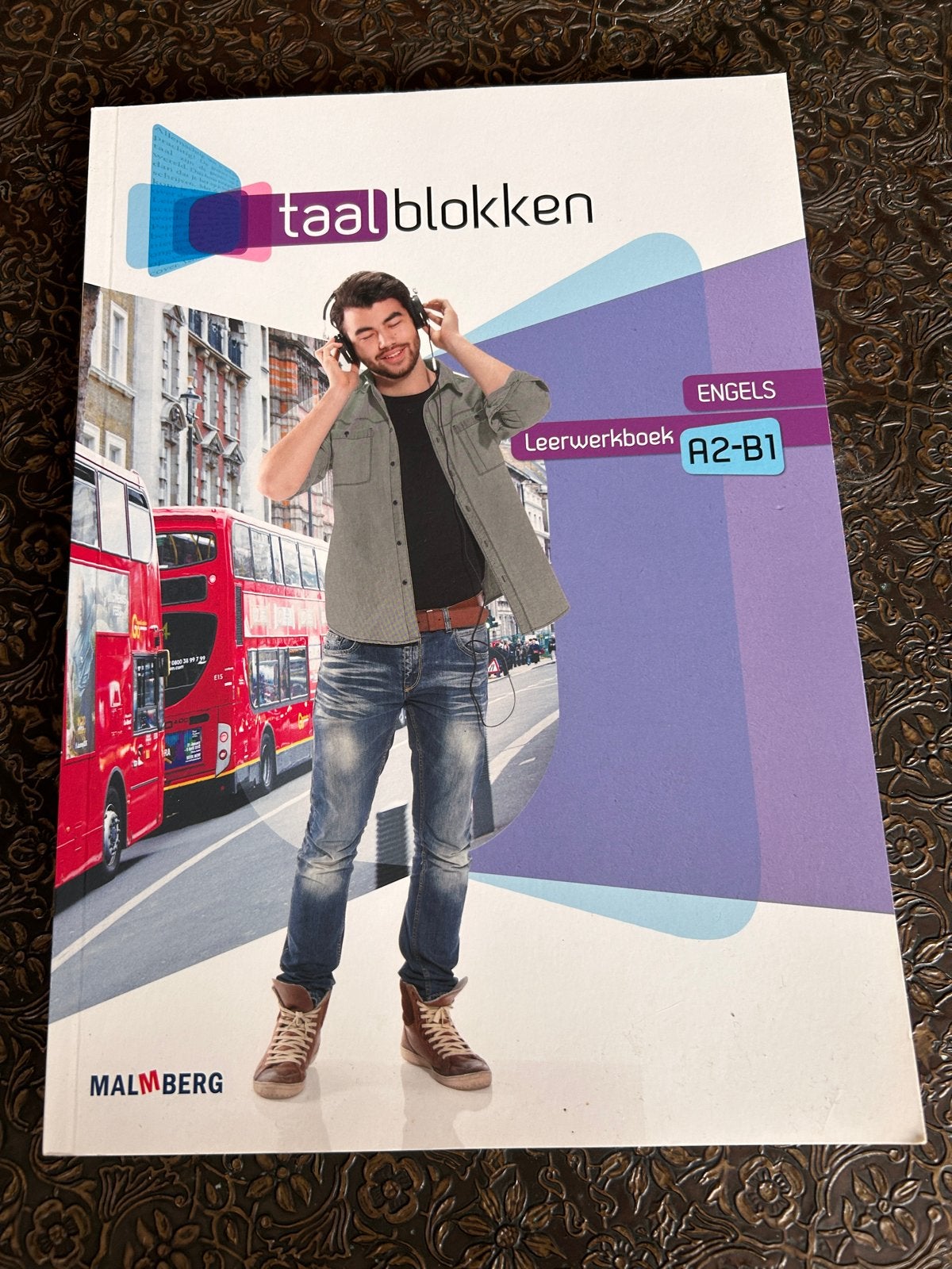 TaaLblokken Engels A2-B1 Leerwerkboek MBO Malmberg, Boeken, Ophalen of Verzenden, Zo goed als nieuw, MBO