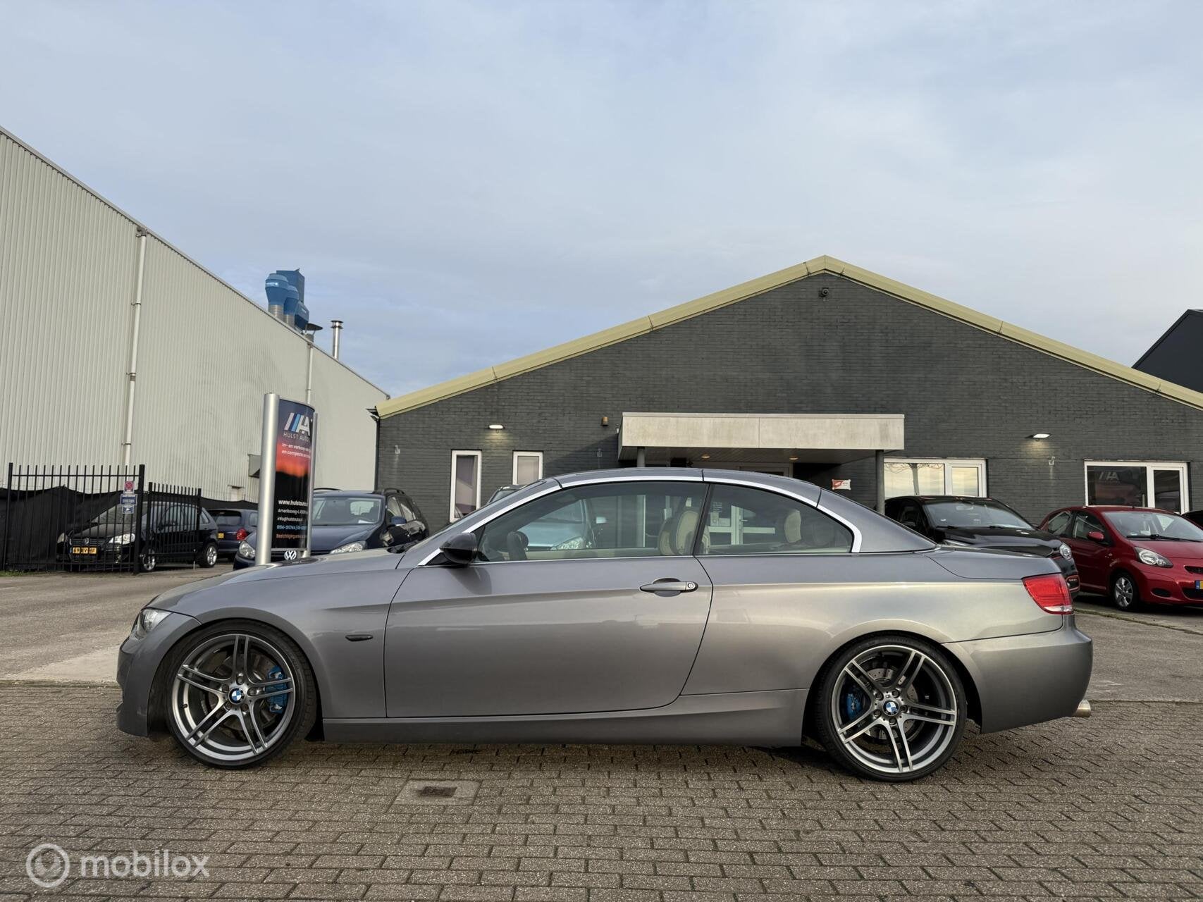 BMW 3-serie Cabrio 325i 3.0 High Executive M pakket - 19 Inc, Auto's, Achterwielaandrijving, Gebruikt, Beige, Cabriolet