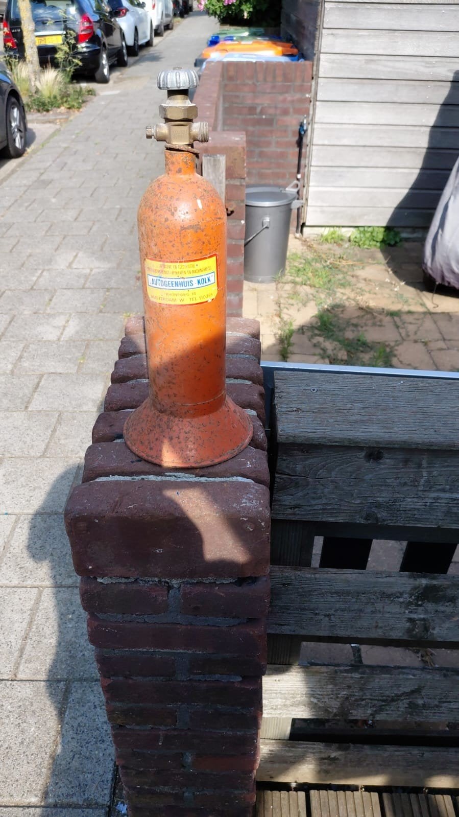Oude gasfles Karwei, Ophalen, Gebruikt