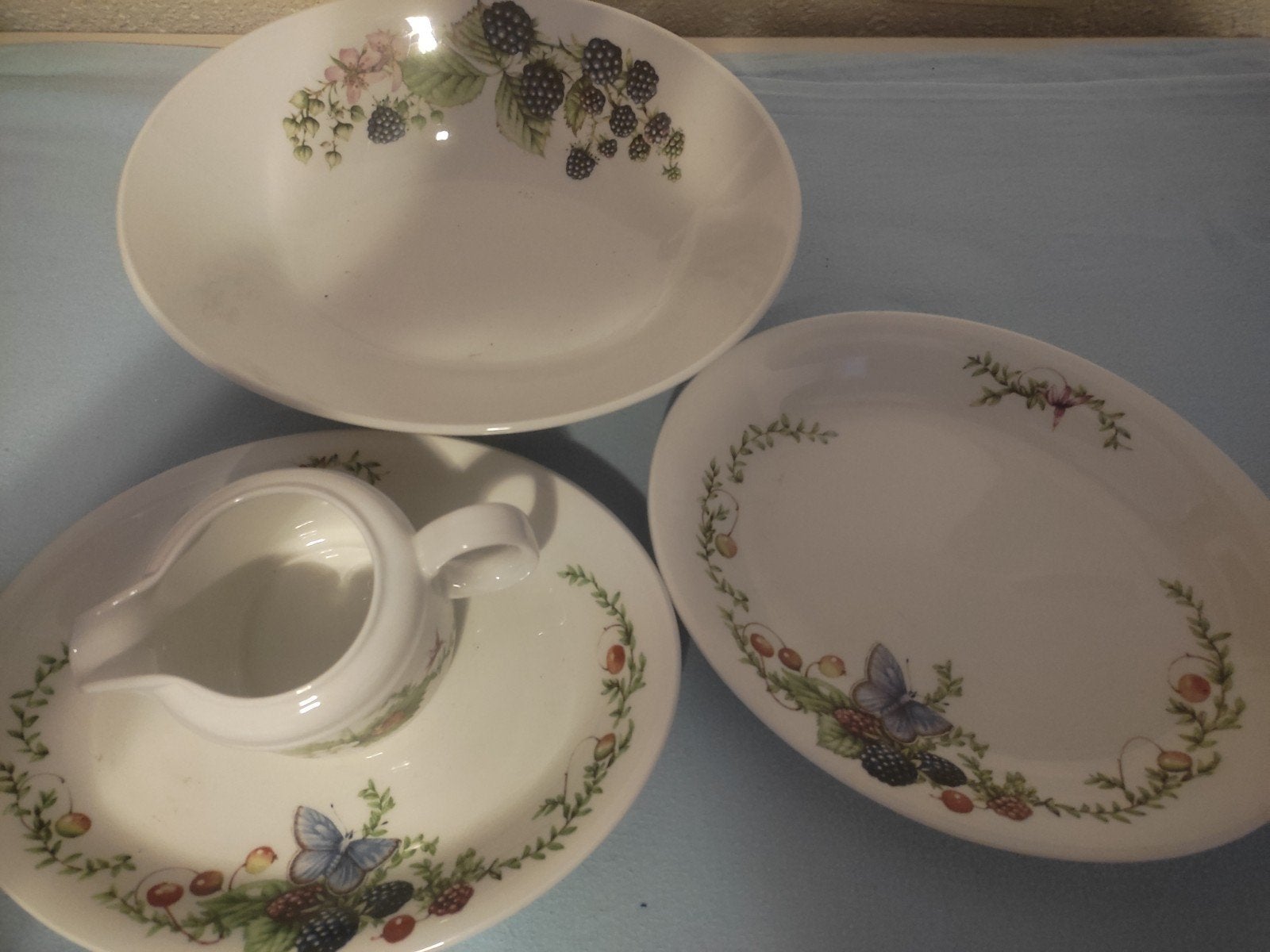 Marjolein Bastin Libelle schalen en melkkan, Gebruikt, Keramiek, Landelijk/Boerenbont, Ophalen of Verzenden